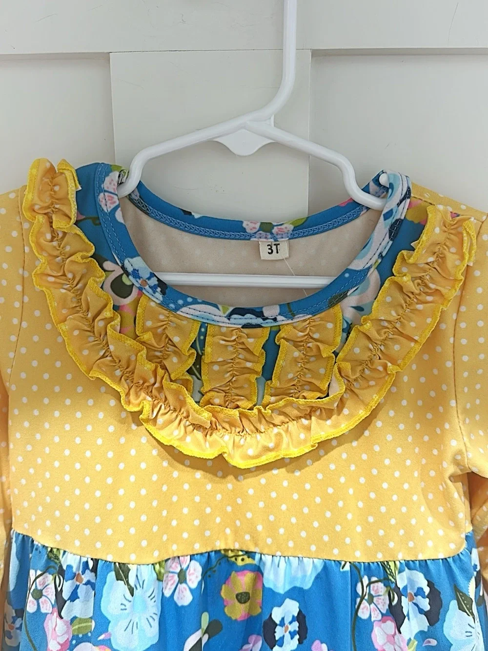 N/A charming yellow